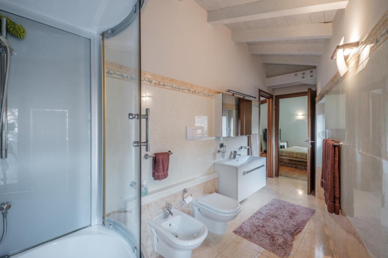 Ferienwohnung Casa Dana Sale Marasino Exterior foto